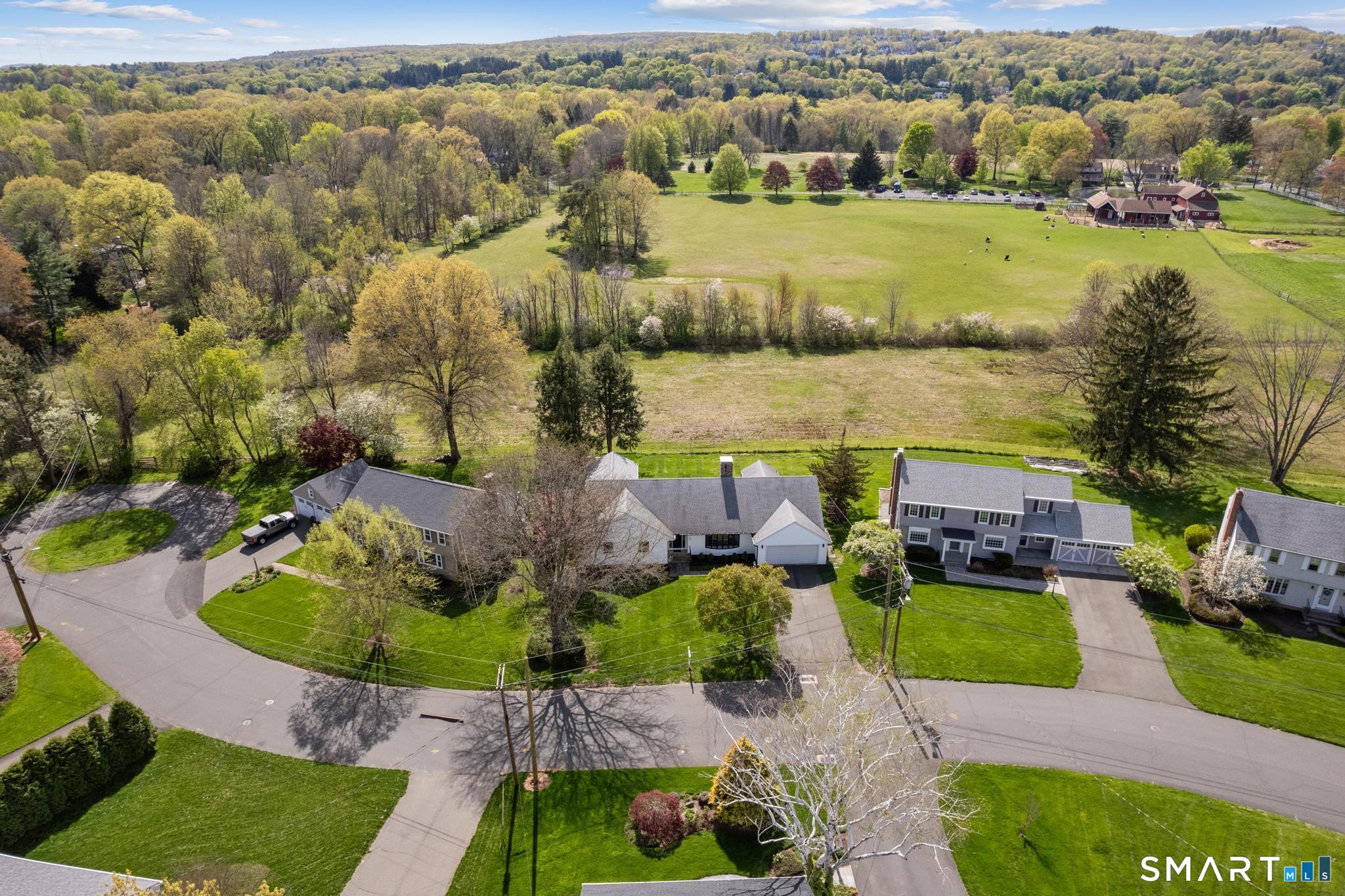 29 Visgrove Lane West Hartford CT 06117