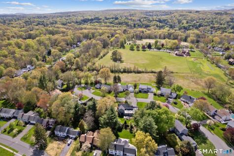 29 Visgrove Lane West Hartford CT 06117