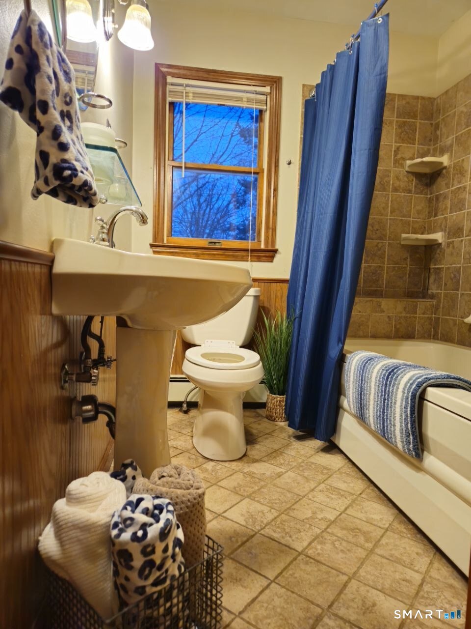 35 Lardner Road Bristol CT 06010