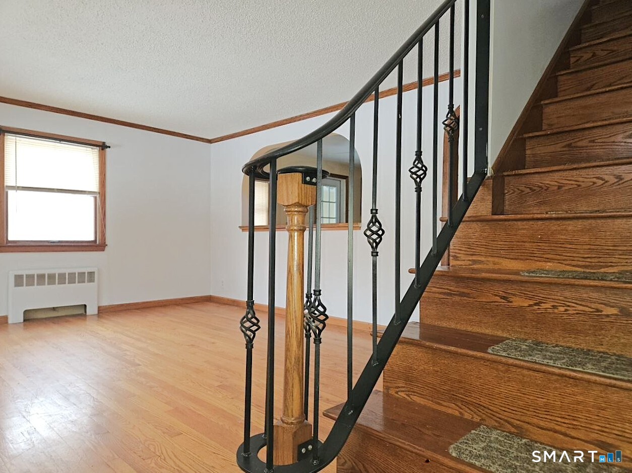 35 Lardner Road Bristol CT 06010