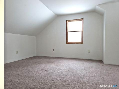 35 Lardner Road Bristol CT 06010