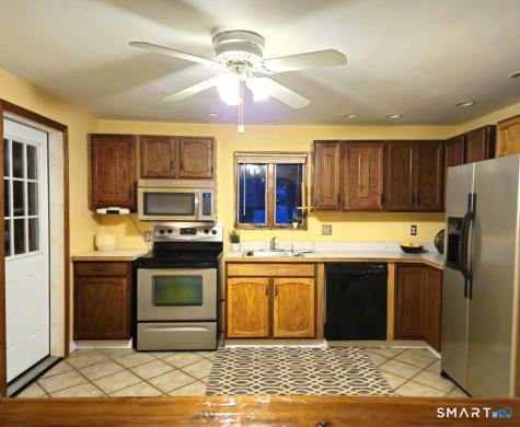 35 Lardner Road Bristol CT 06010