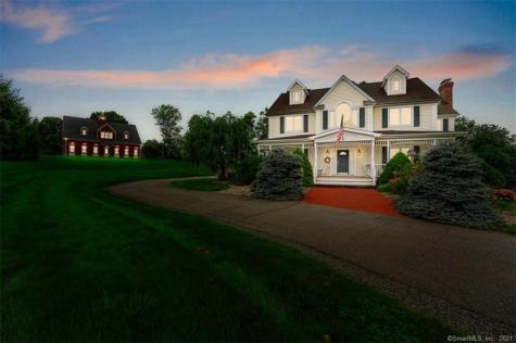 14 Pheasant Ridge Road Newtown CT 06470