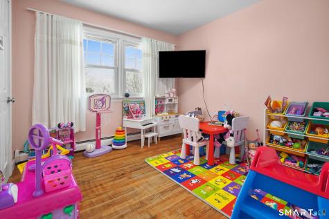 31 Hartford Turnpike Tolland CT 06084