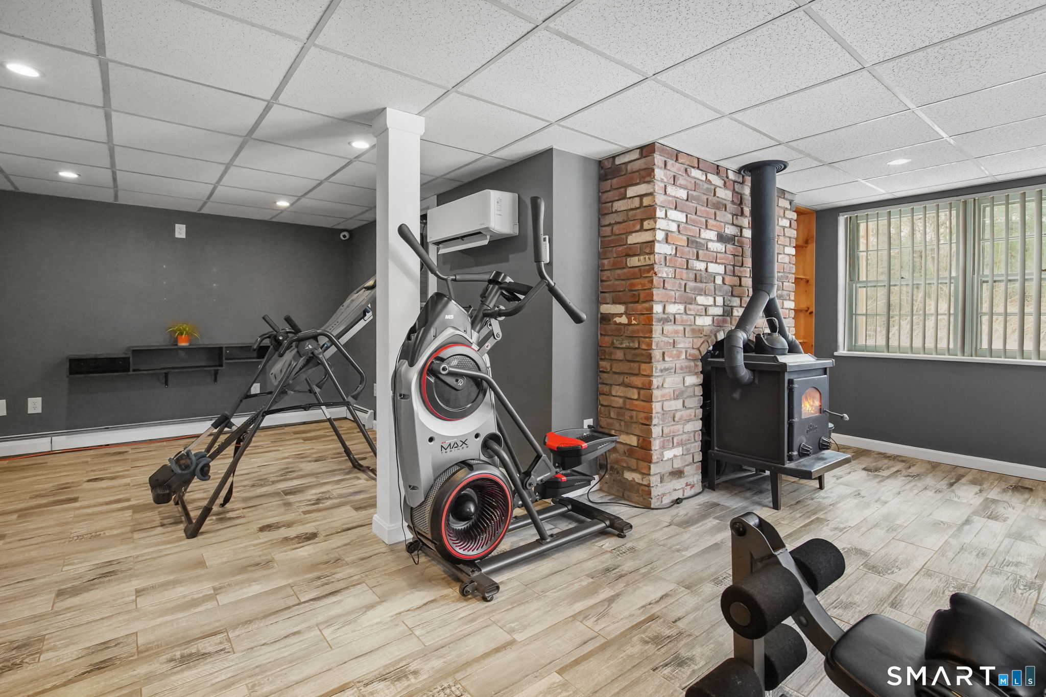 31 Hartford Turnpike Tolland CT 06084