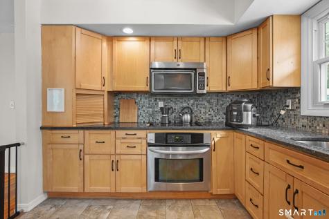 31 Hartford Turnpike Tolland CT 06084