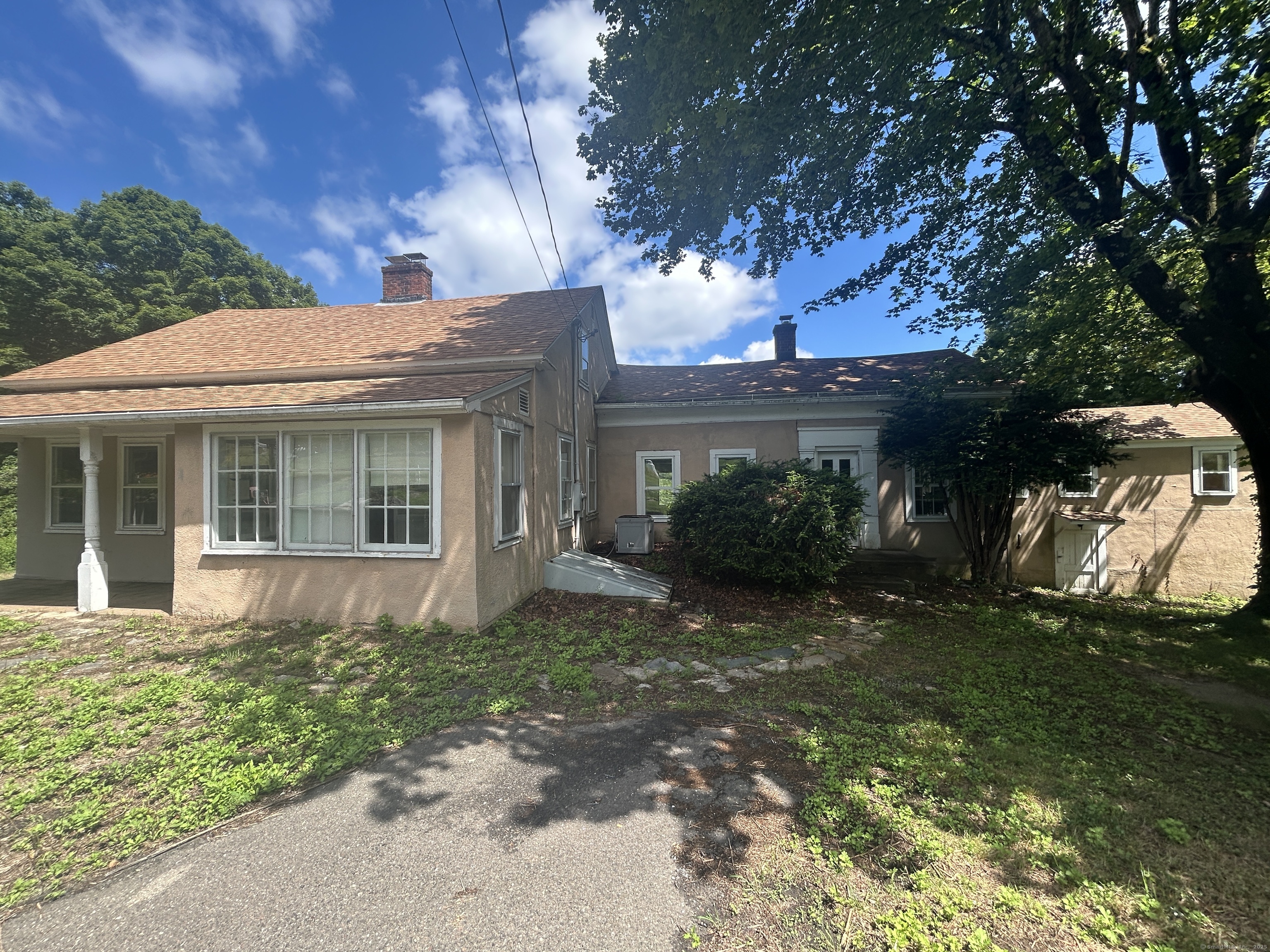 34 Beacon Road Bethany CT 06524