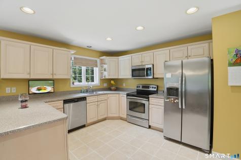 26 South Plains Road Southington CT 06489