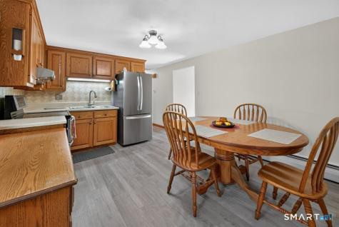 28 Dewey Place Plainville CT 06062