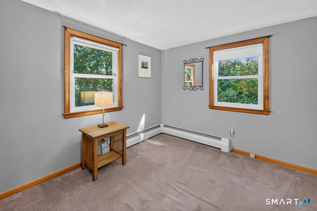 28 Dewey Place Plainville CT 06062