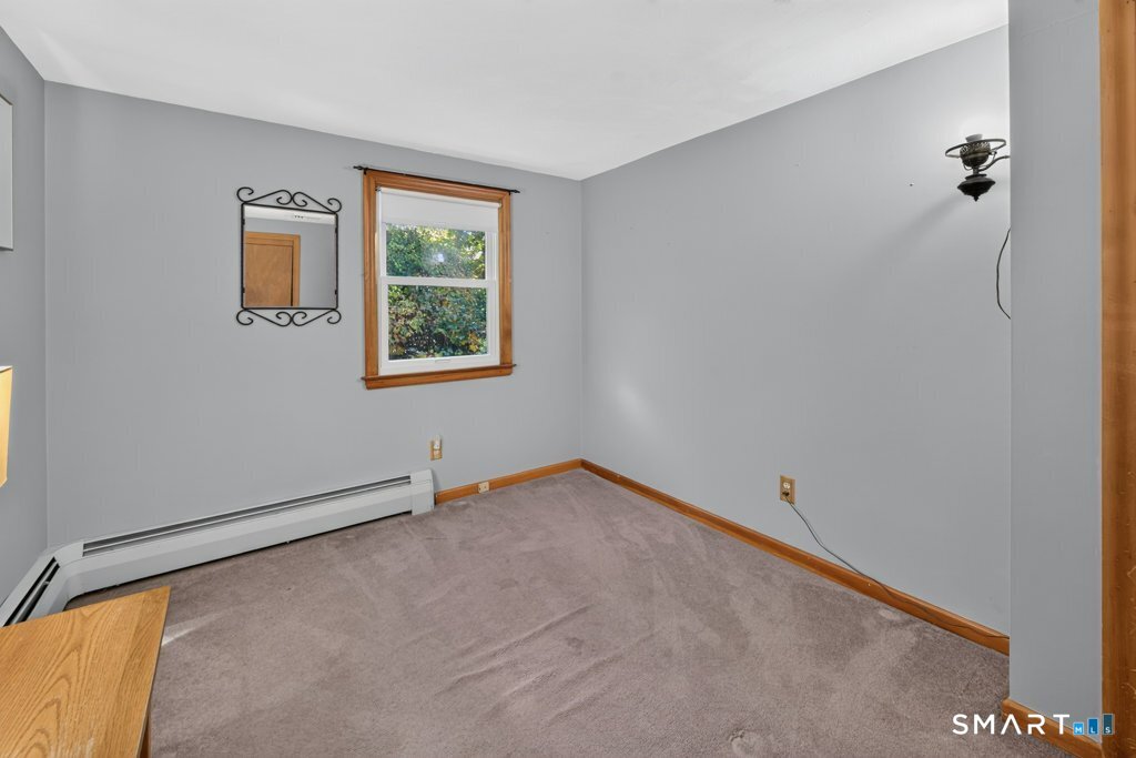 28 Dewey Place Plainville CT 06062
