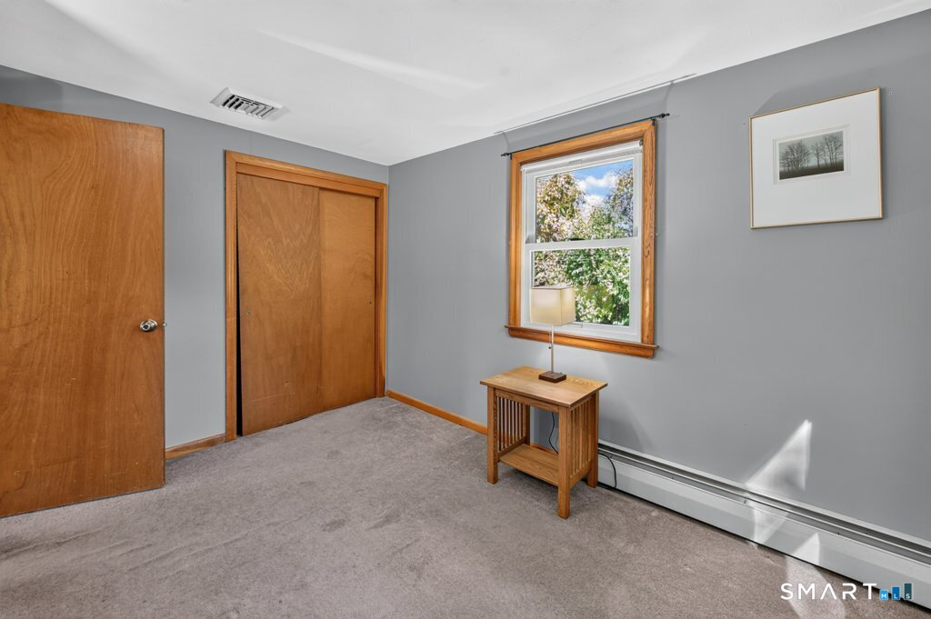 28 Dewey Place Plainville CT 06062