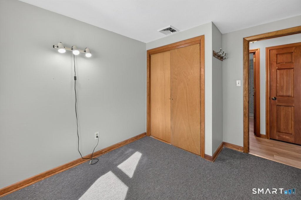 28 Dewey Place Plainville CT 06062