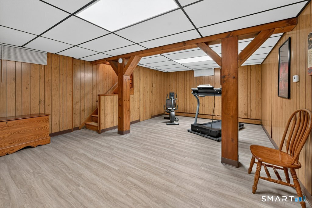 28 Dewey Place Plainville CT 06062