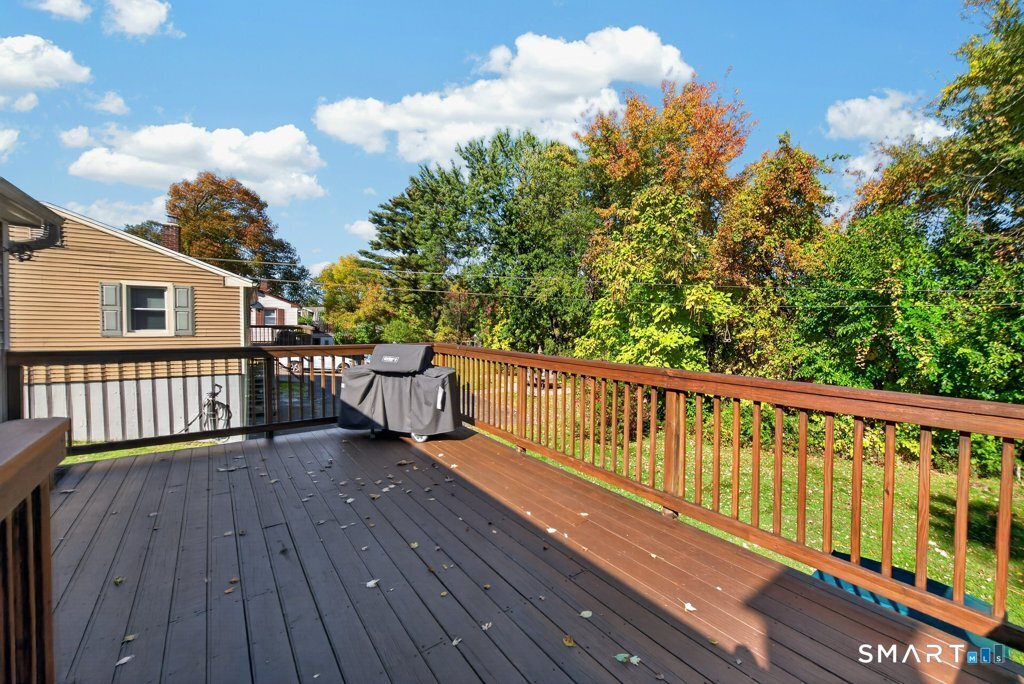 28 Dewey Place Plainville CT 06062