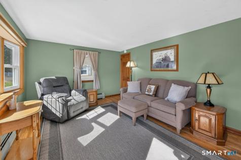 28 Dewey Place Plainville CT 06062