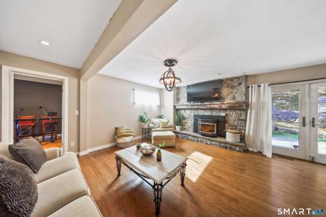 50 Shiring Lane Waterbury CT 06708