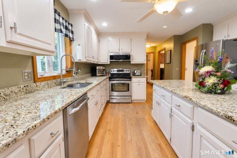 84 Mountain Road Granby CT 06060