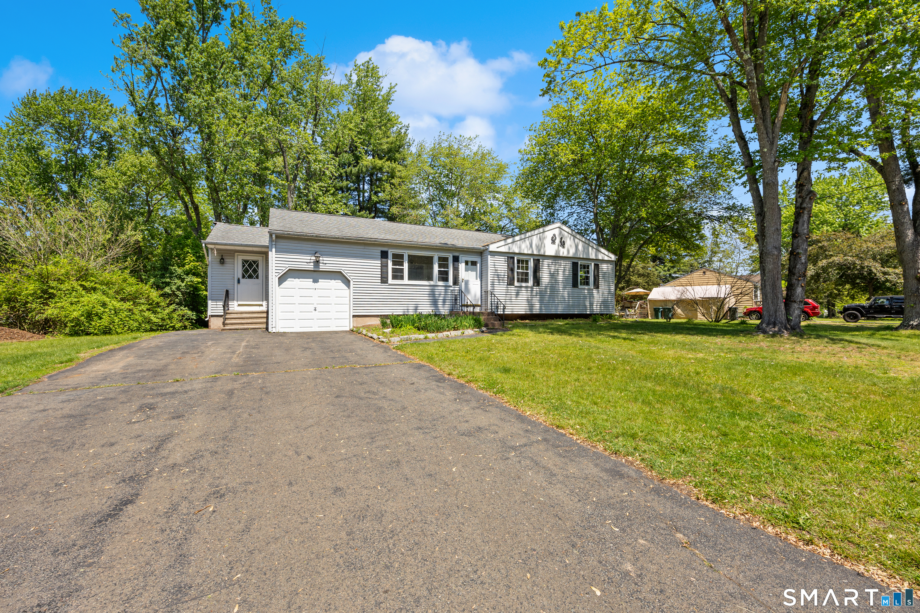 21 Fawn Drive Cheshire CT 06410