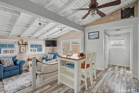 26 North Street Madison CT 06443