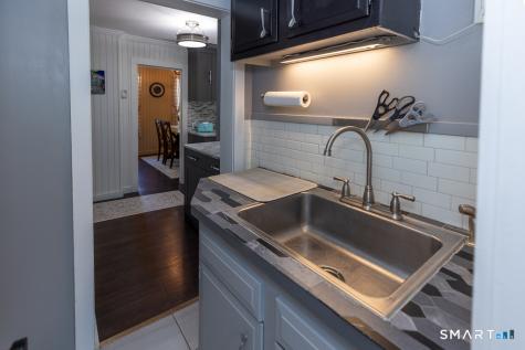 50 Pond Meadow Road Essex CT 06442