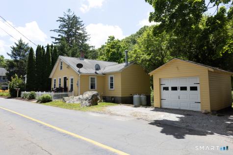 50 Pond Meadow Road Essex CT 06442