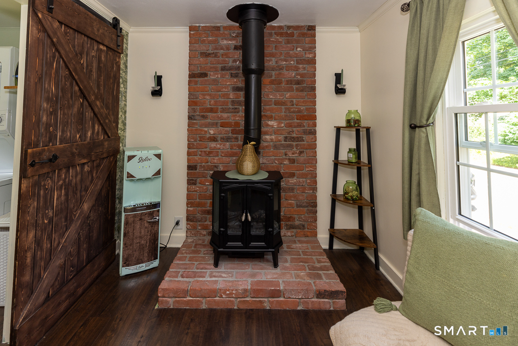50 Pond Meadow Road Essex CT 06442