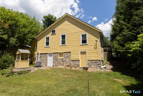 50 Pond Meadow Road Essex CT 06442