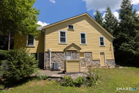 50 Pond Meadow Road Essex CT 06442