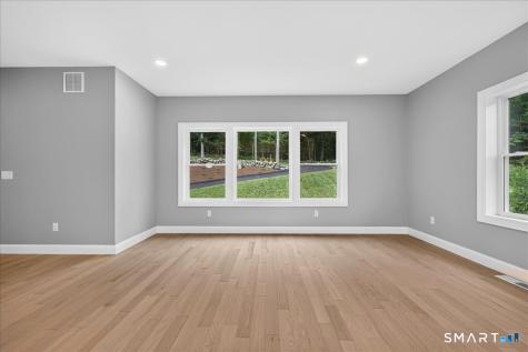 123 Scott Road East Lyme CT 06333
