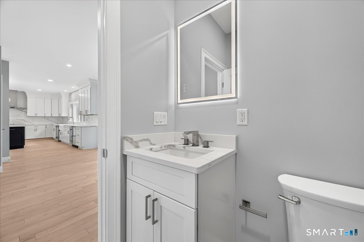123 Scott Road East Lyme CT 06333
