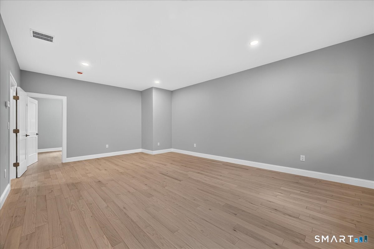 123 Scott Road East Lyme CT 06333