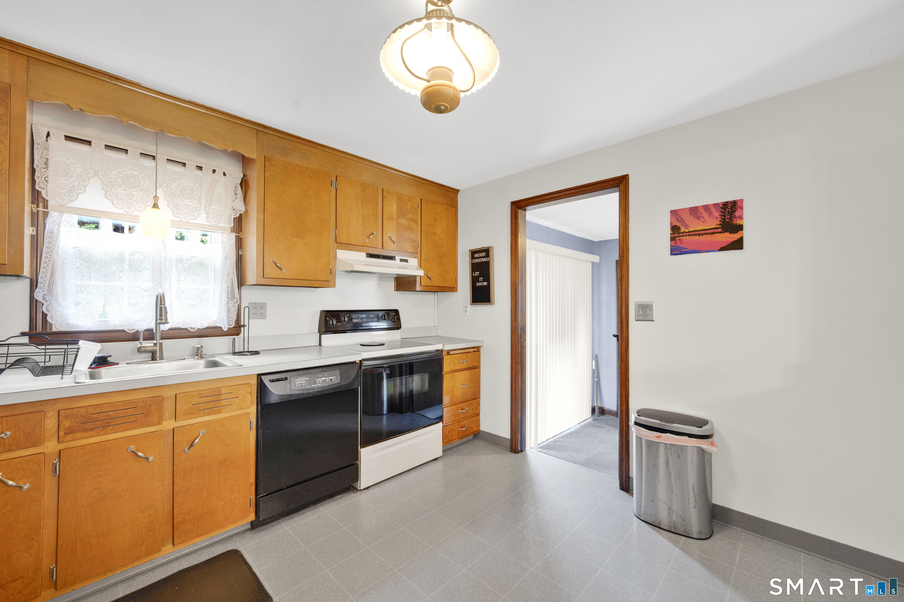 16 Gardner Road Vernon CT 06066