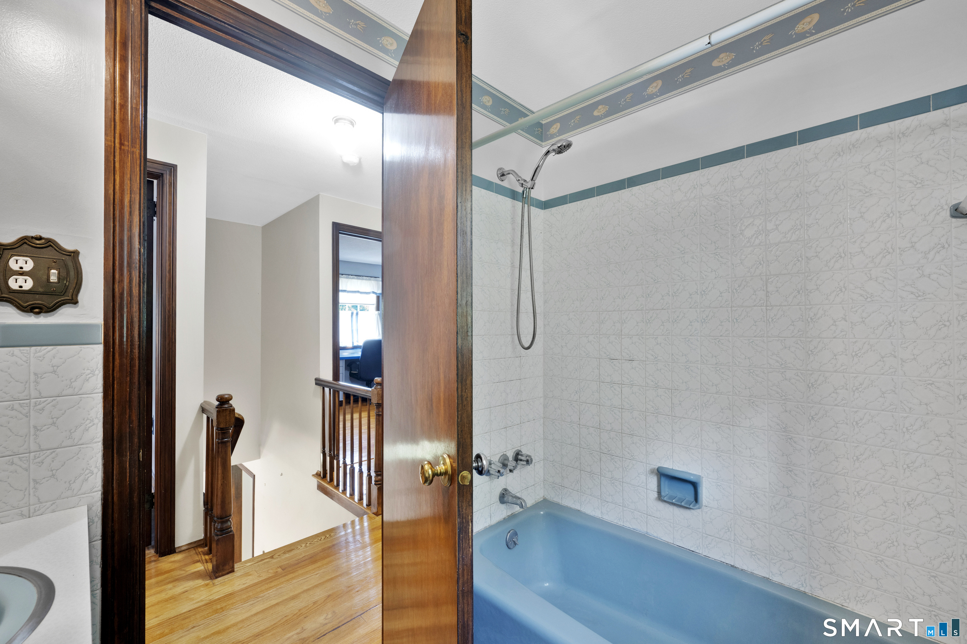 16 Gardner Road Vernon CT 06066