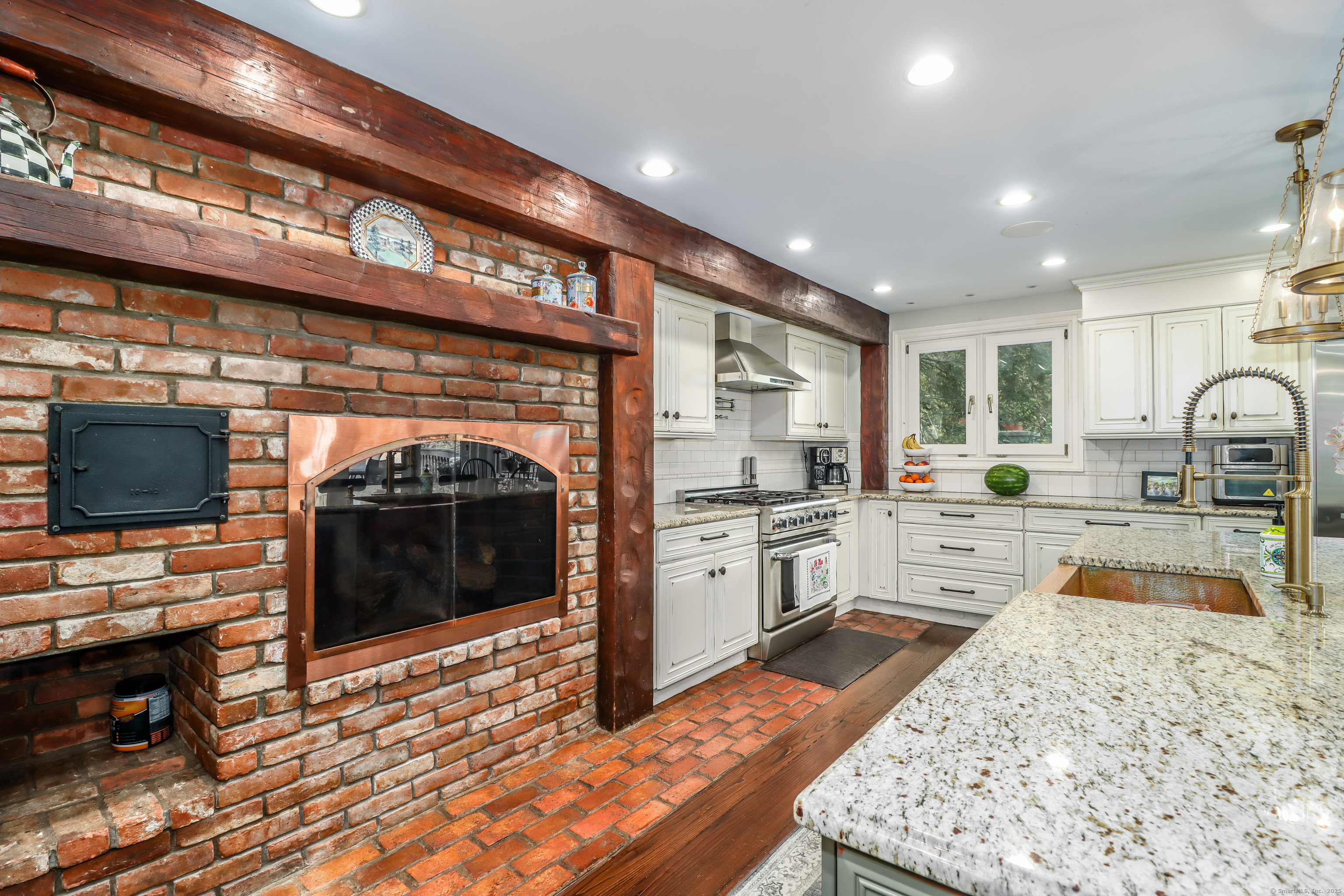 70 Obtuse Hill Road Brookfield CT 06804