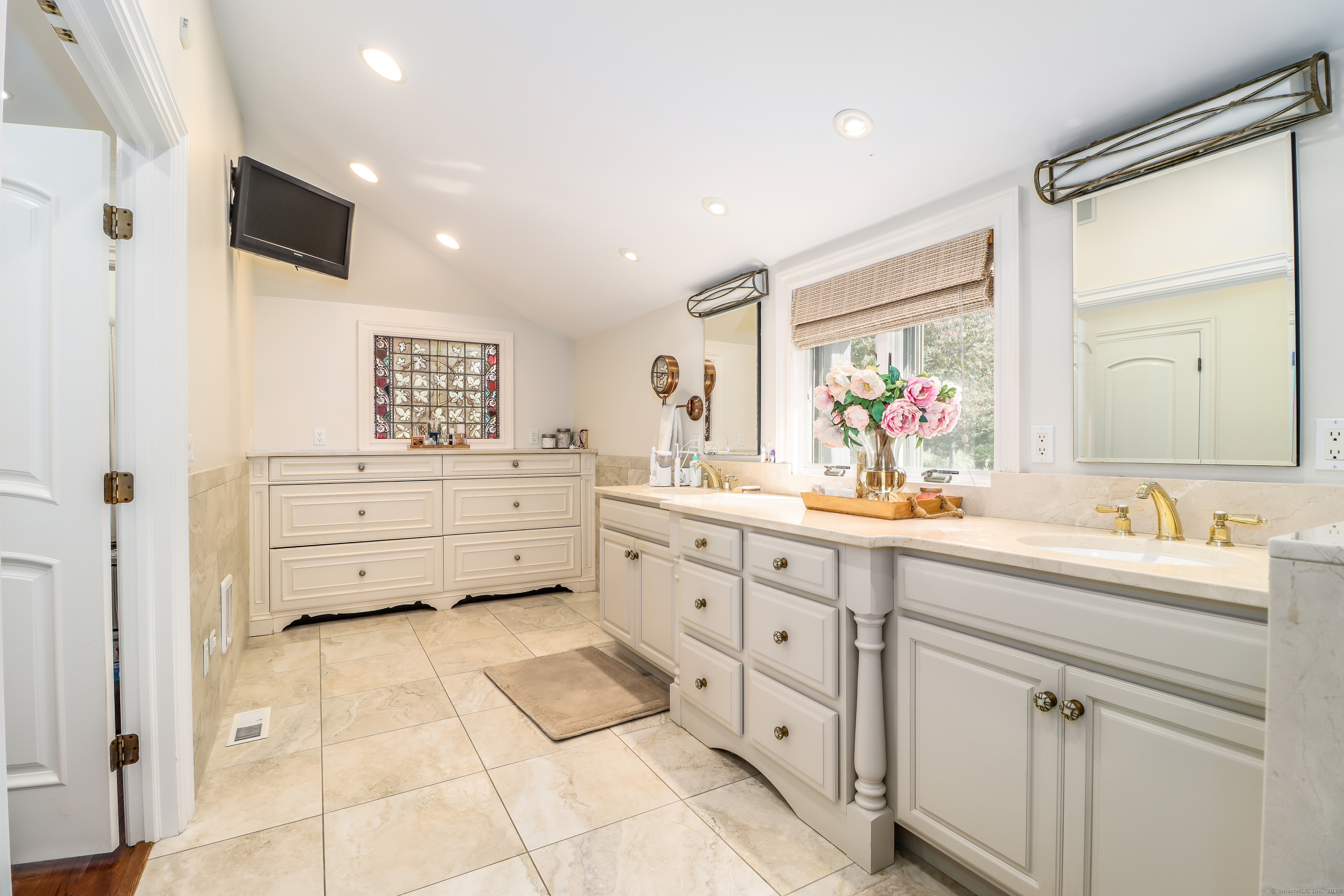 70 Obtuse Hill Road Brookfield CT 06804