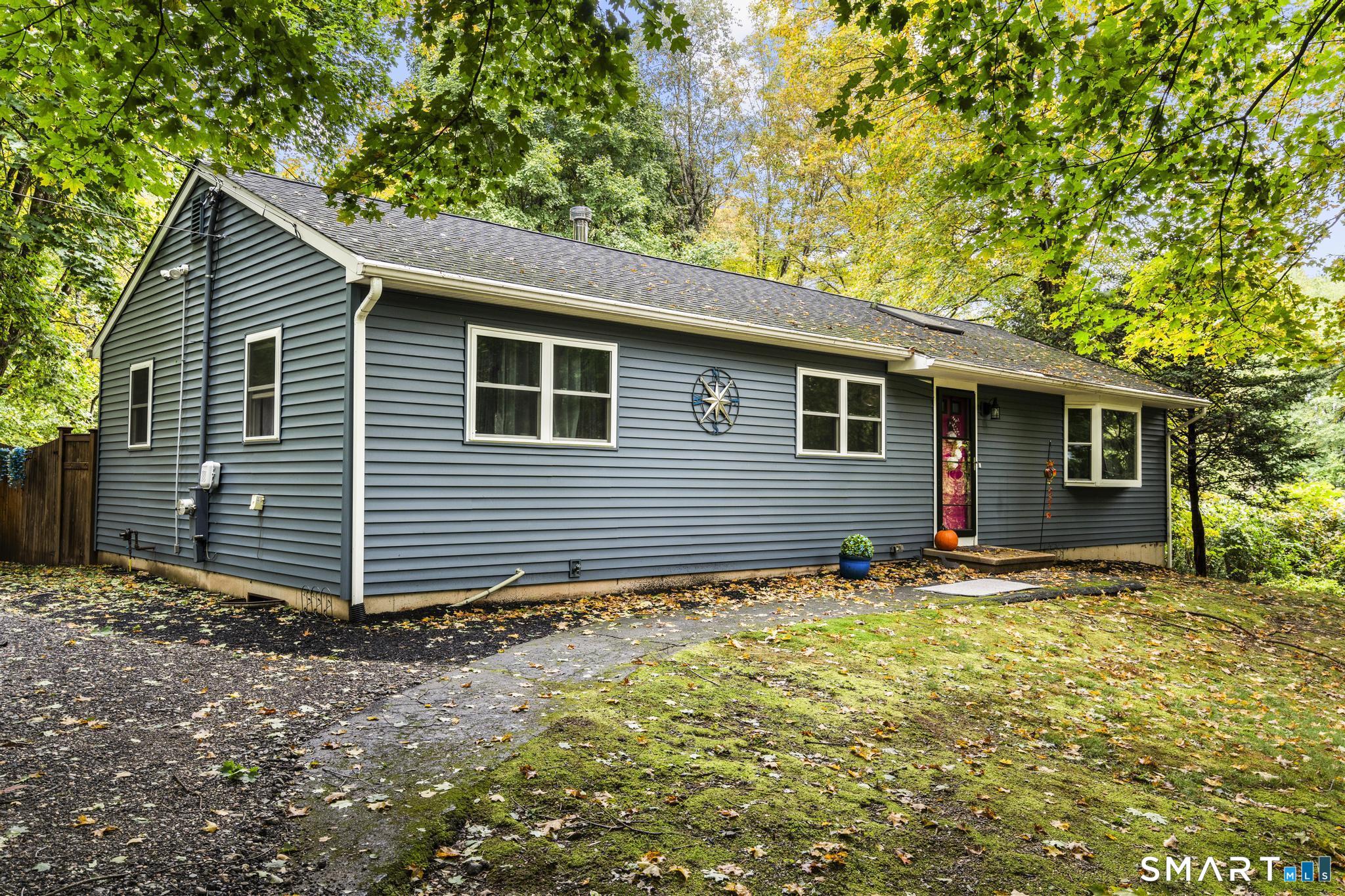 85 Brooksvale Avenue Hamden CT 06518