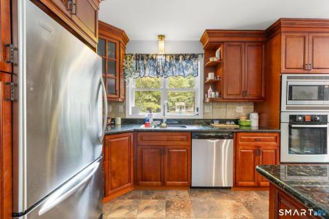 85 Brooksvale Avenue Hamden CT 06518