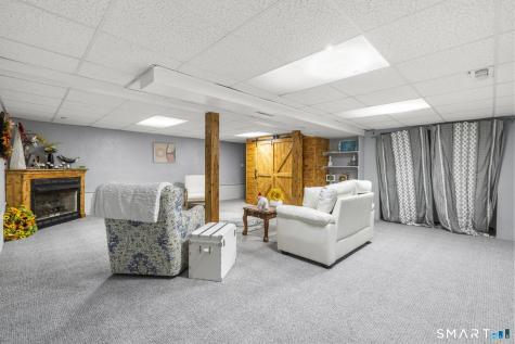 85 Brooksvale Avenue Hamden CT 06518