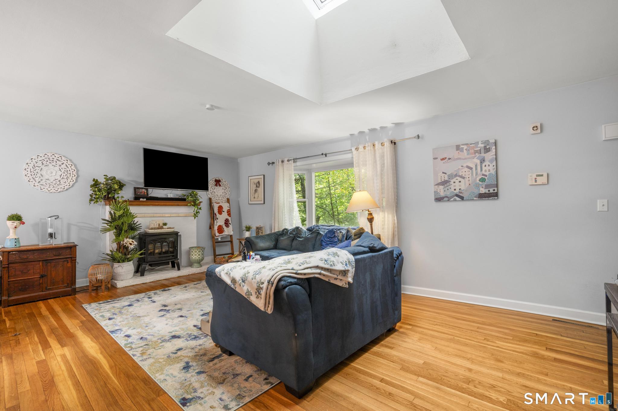 85 Brooksvale Avenue Hamden CT 06518