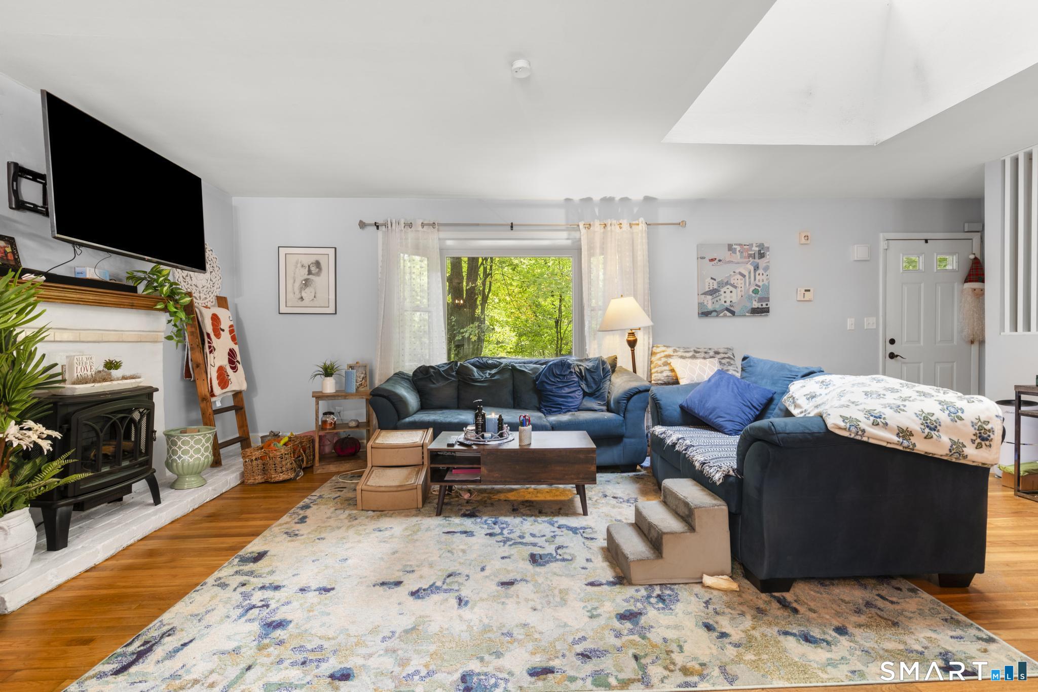 85 Brooksvale Avenue Hamden CT 06518