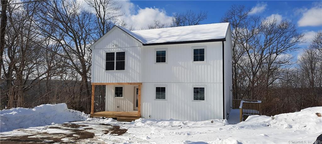 32 Prospect Street Putnam CT 06260