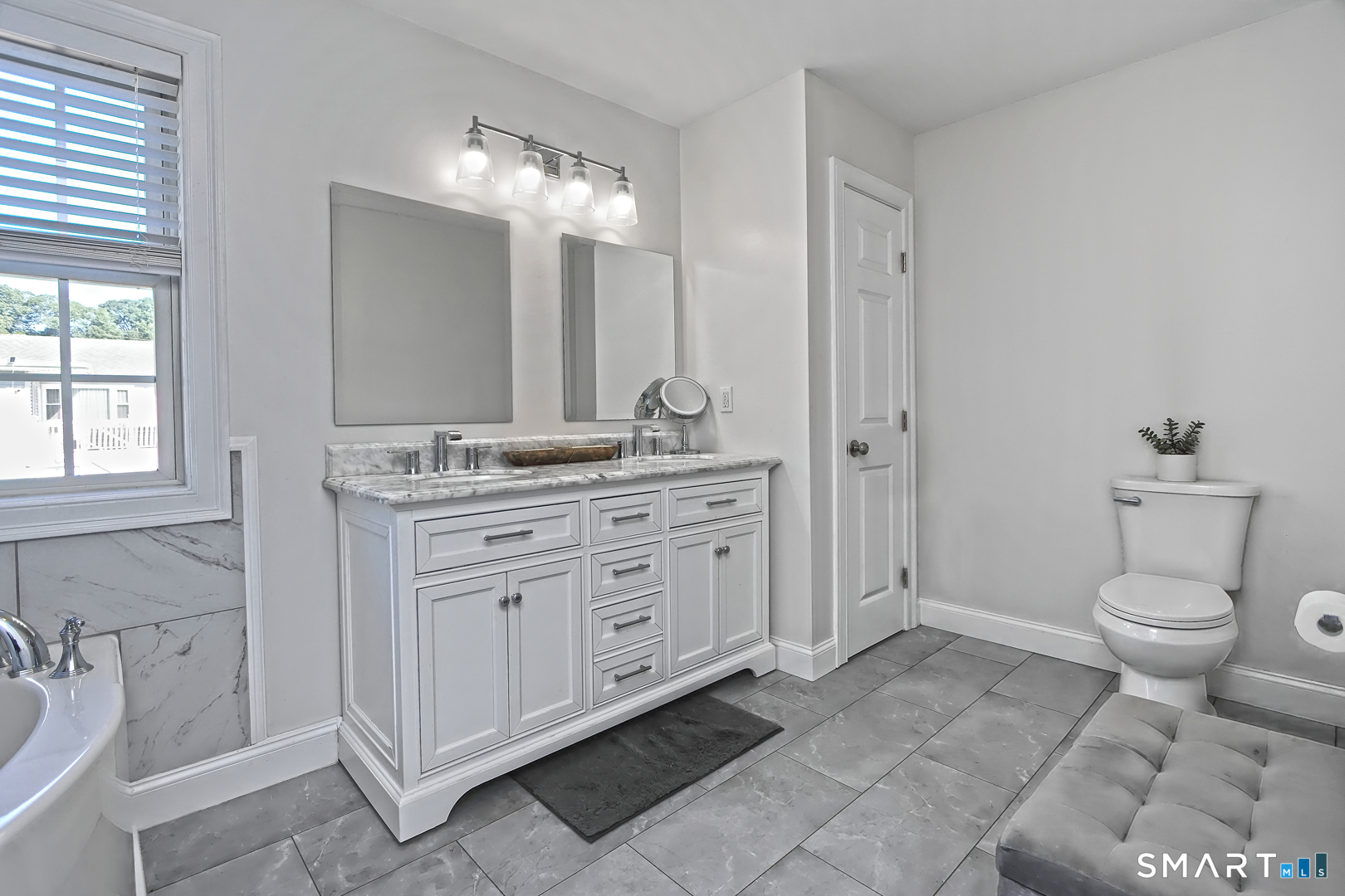 40 Griswold Street East Haven CT 06513