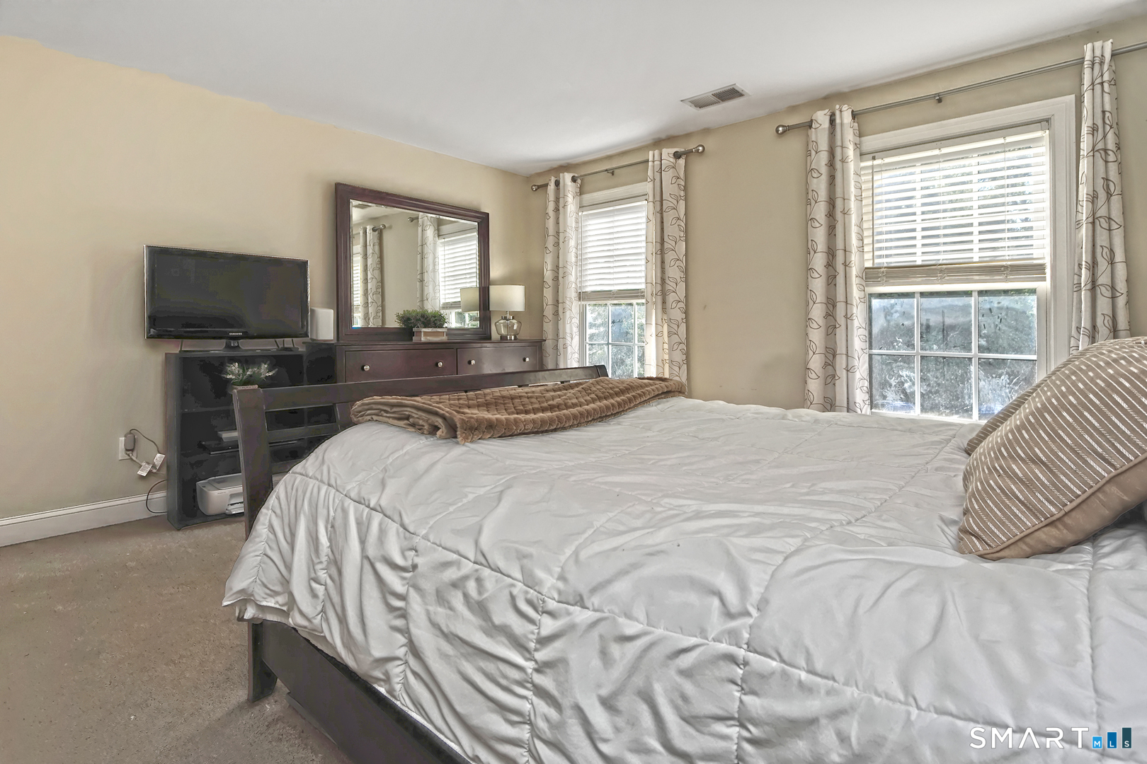 40 Griswold Street East Haven CT 06513