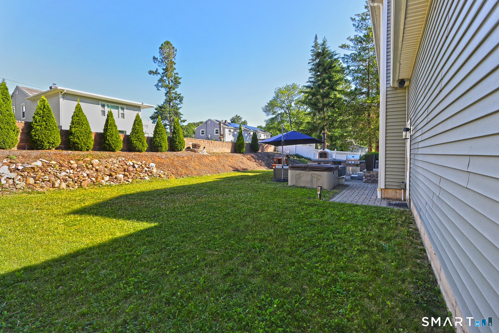 40 Griswold Street East Haven CT 06513