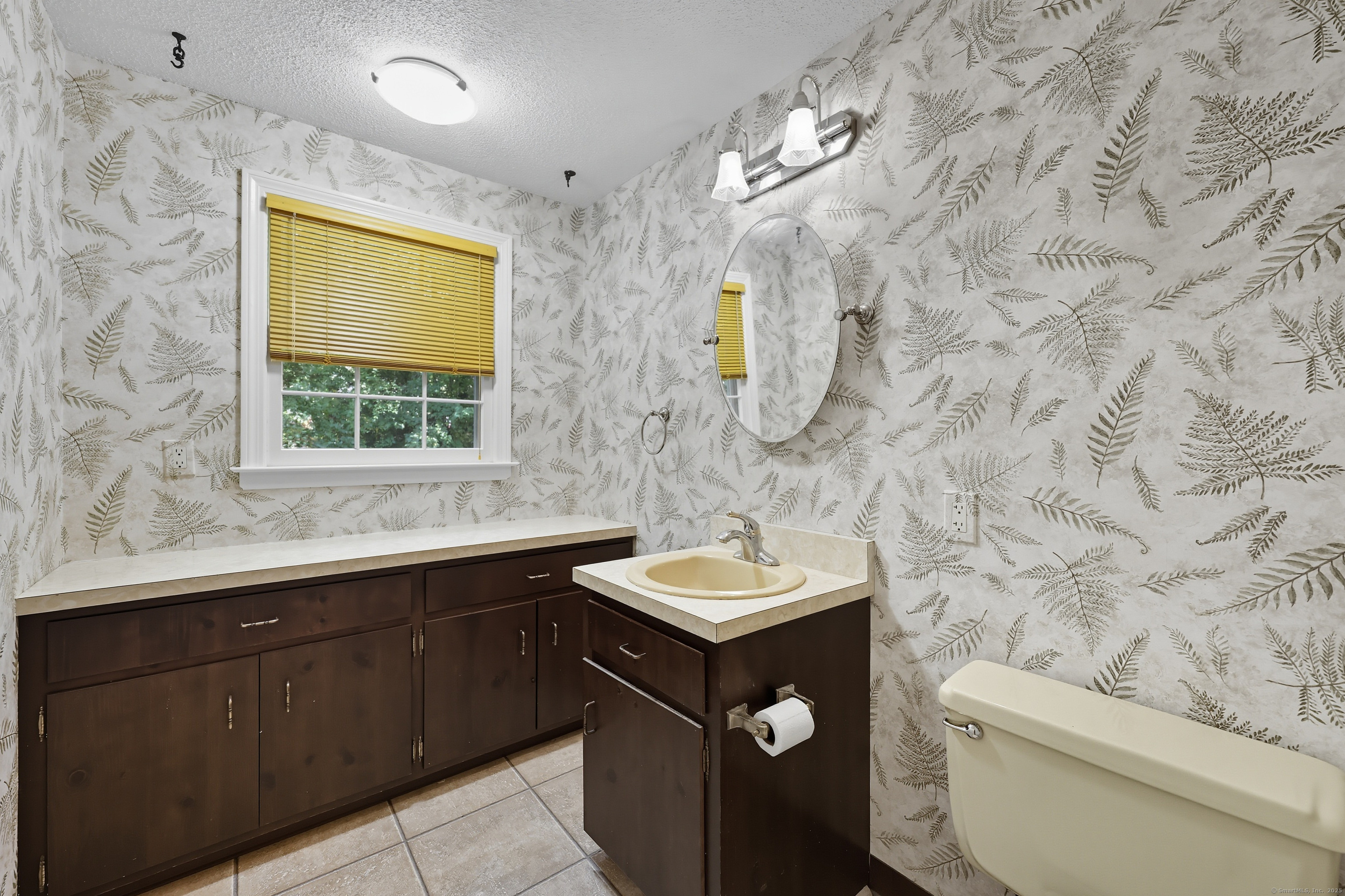 5 Homestead Lane Avon CT 06001