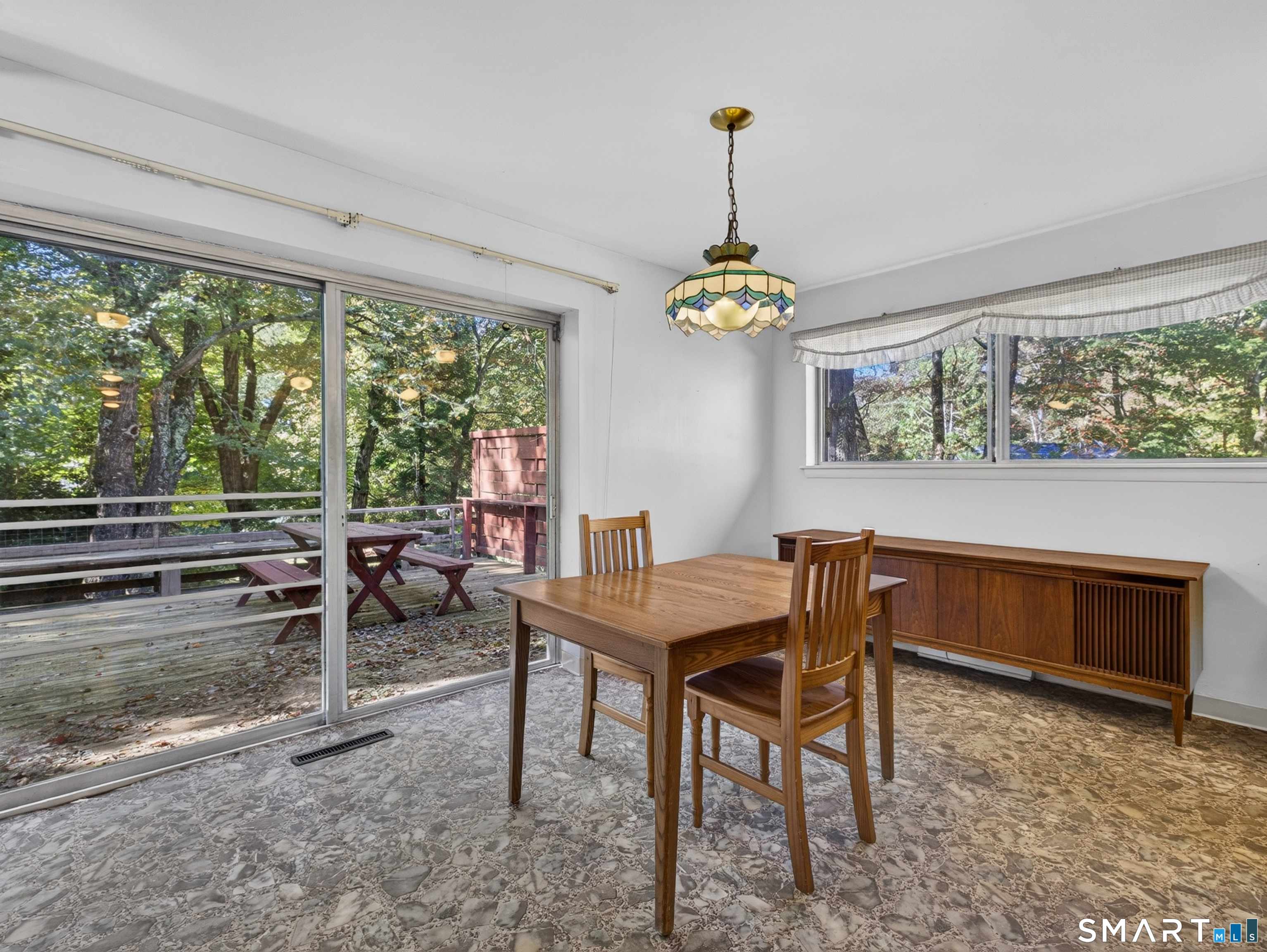 33 North High Street Clinton CT 06413
