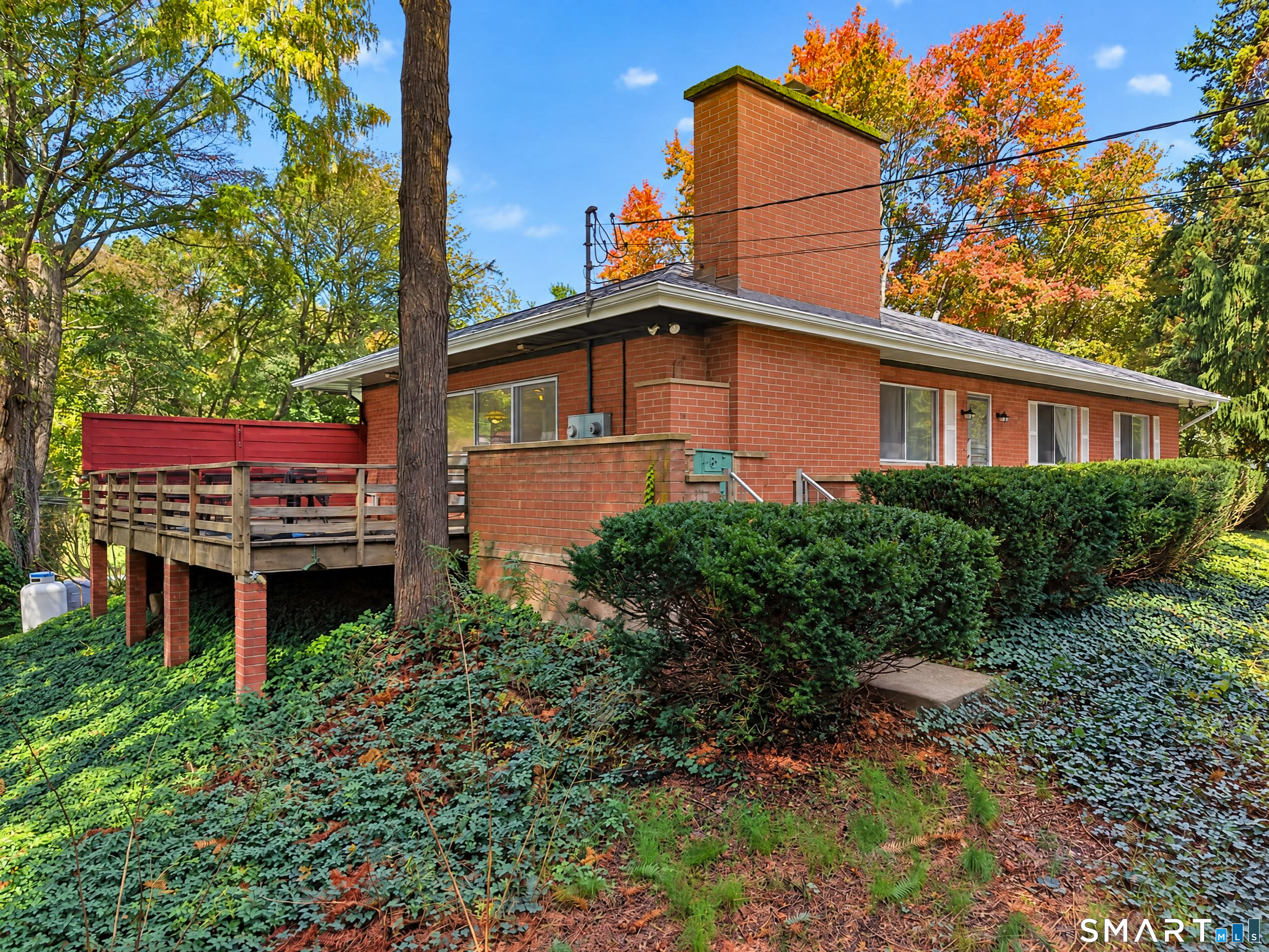 33 North High Street Clinton CT 06413