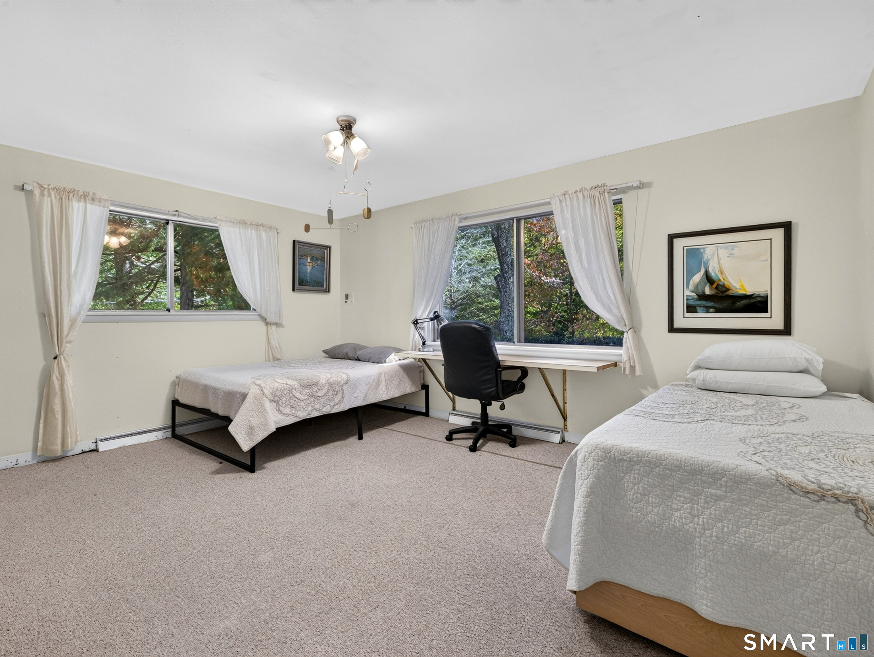 33 North High Street Clinton CT 06413