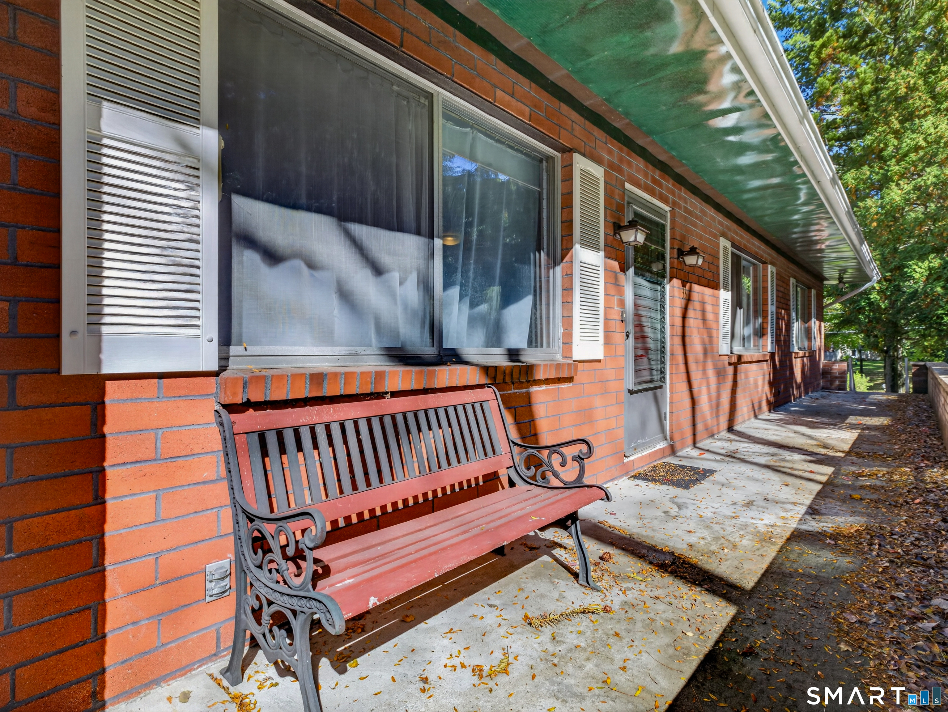 33 North High Street Clinton CT 06413